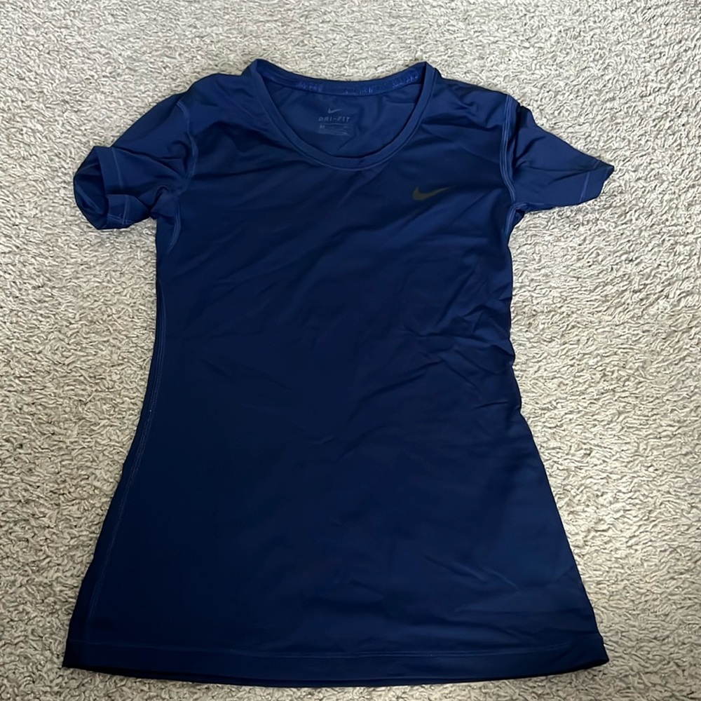 Nike Pro navy blue dri-fit short sleeve shirt